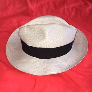 Italian white paper hat with black ribbon NWT classic Italy size 59 wide brim